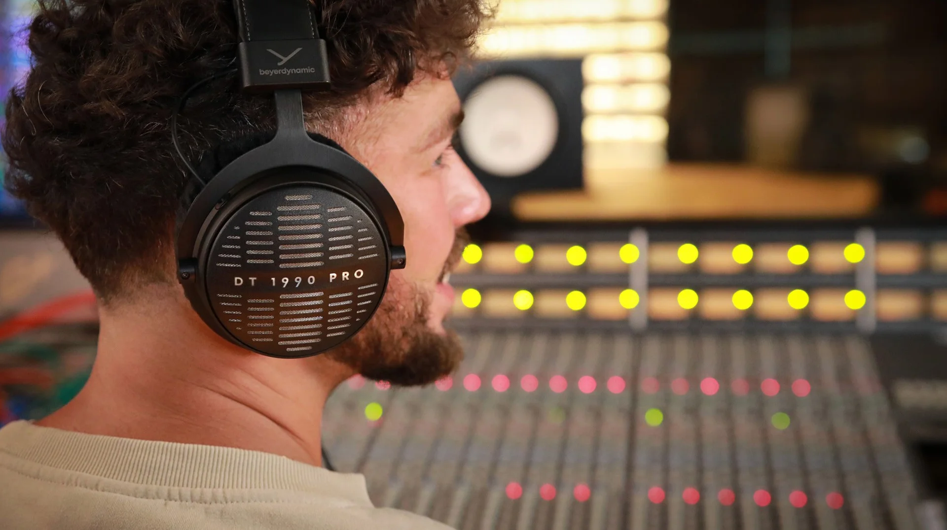 Beyerdynamic DT 1990 PRO MKII Premium Tesla studio headphones