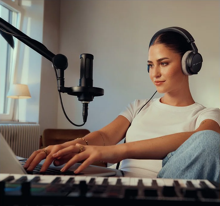 beyerdynamic DT 270 Pro Compact Over-Ear Studio Headphones