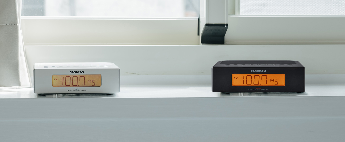 Sangean RCR-5 AM FM Digit Tuning Clock Radio