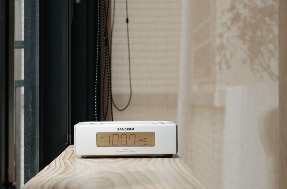 Sangean RCR-5 AM FM Digit Tuning Clock Radio