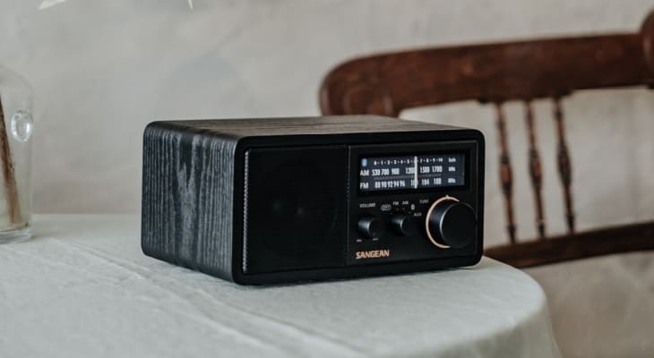 Sangean SG-118 Retro Bluetooth Wooden Cabinet Radio