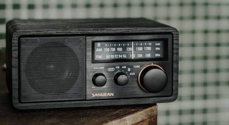 Sangean SG-118 Retro Bluetooth Wooden Cabinet Radio