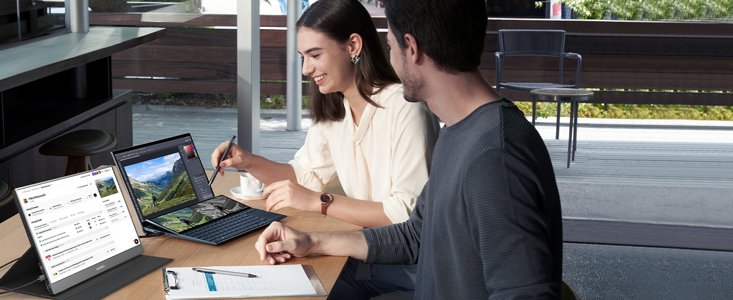 HKC V16 Portable Monitor