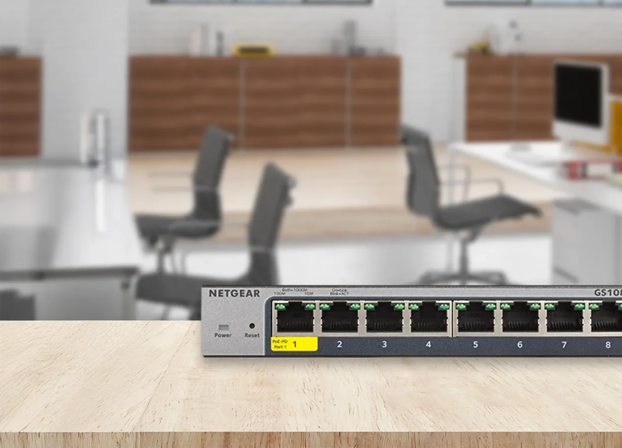 Netgear ProSafe GS108T 8-Port Gigabit Ethernet Smart Switch