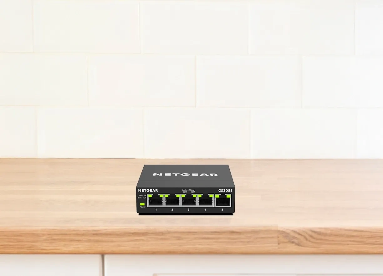 Netgear GS305E 5-Port Gigabit Ethernet SOHO Plus Easy Smart Managed Essentials Switch