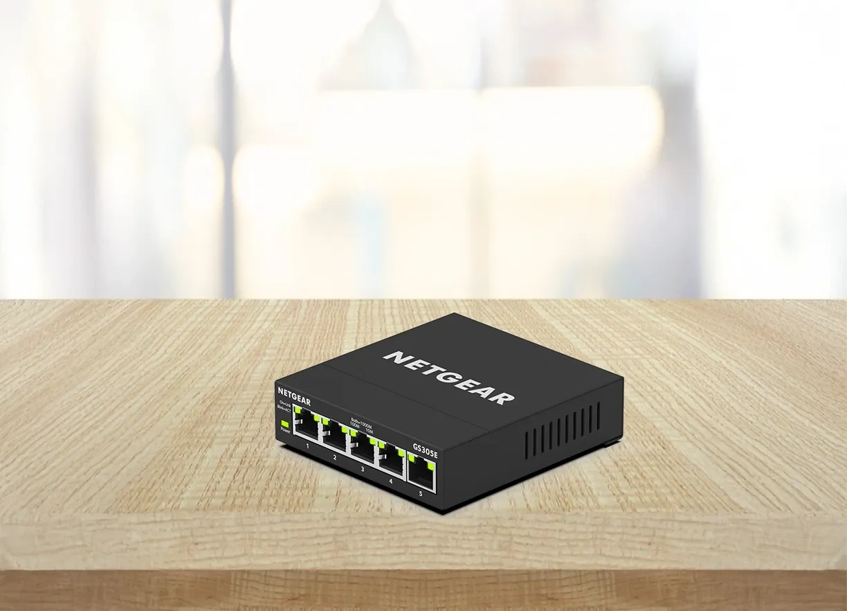 Netgear GS305E 5-Port Gigabit Ethernet SOHO Plus Easy Smart Managed Essentials Switch