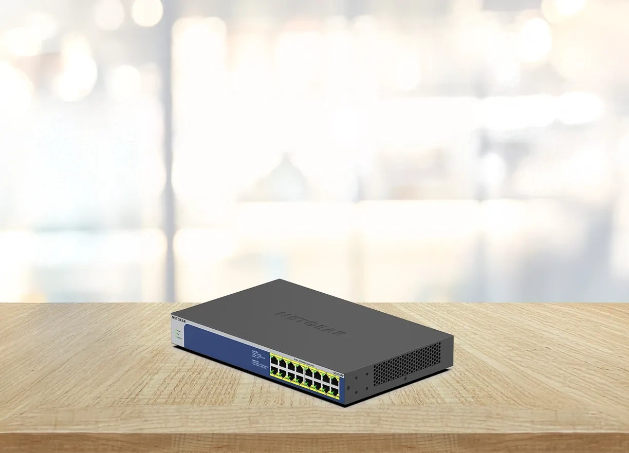 Netgear GS516PP 16-Port Gigabit Ethernet High-Power PoE+ Unmanaged Switch