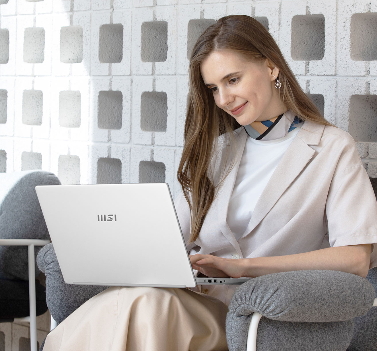 MSI Modern 14 Laptop