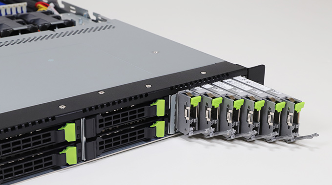 GIGABYTE R183-Z95-AAD1 Rack Serverr