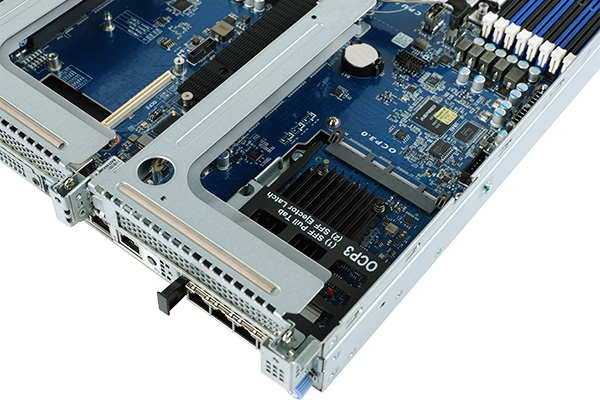 GIGABYTE 4th Gen Intel® Xeon® Scalable Server System