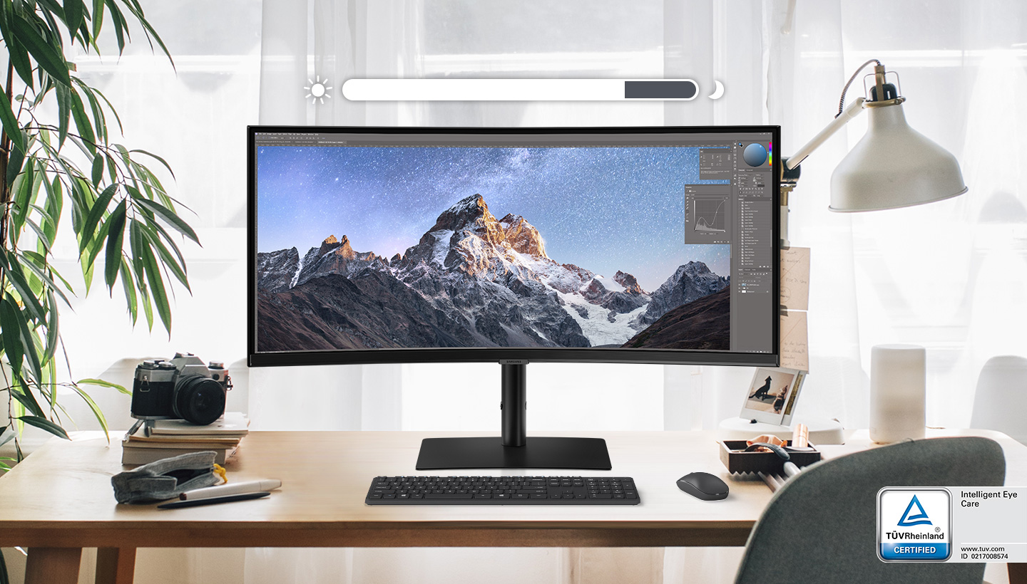 34” ViewFinity Ultra WQHD High Resolution Monitor with 1000R Curvature and  USB-C - LS34A650UXNXGO