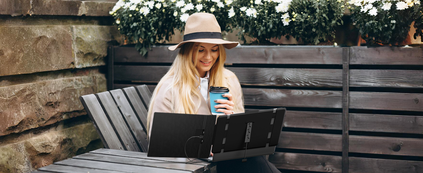 laptop monitor at outdoor S1