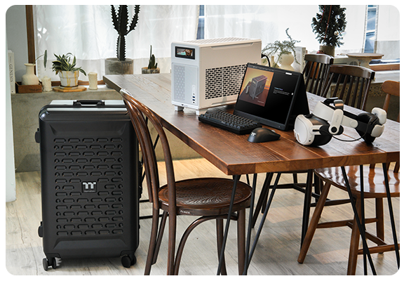 Thermaltake TR100 SFF Chassis