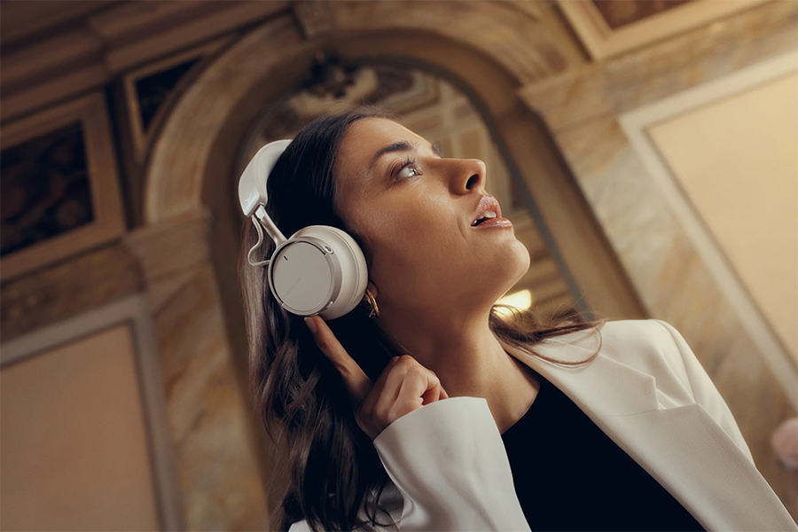 beyerdynamic Aventho 100 Wireless on-ear headphones with ANC