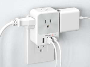 Multiple Outlet Wall Plug