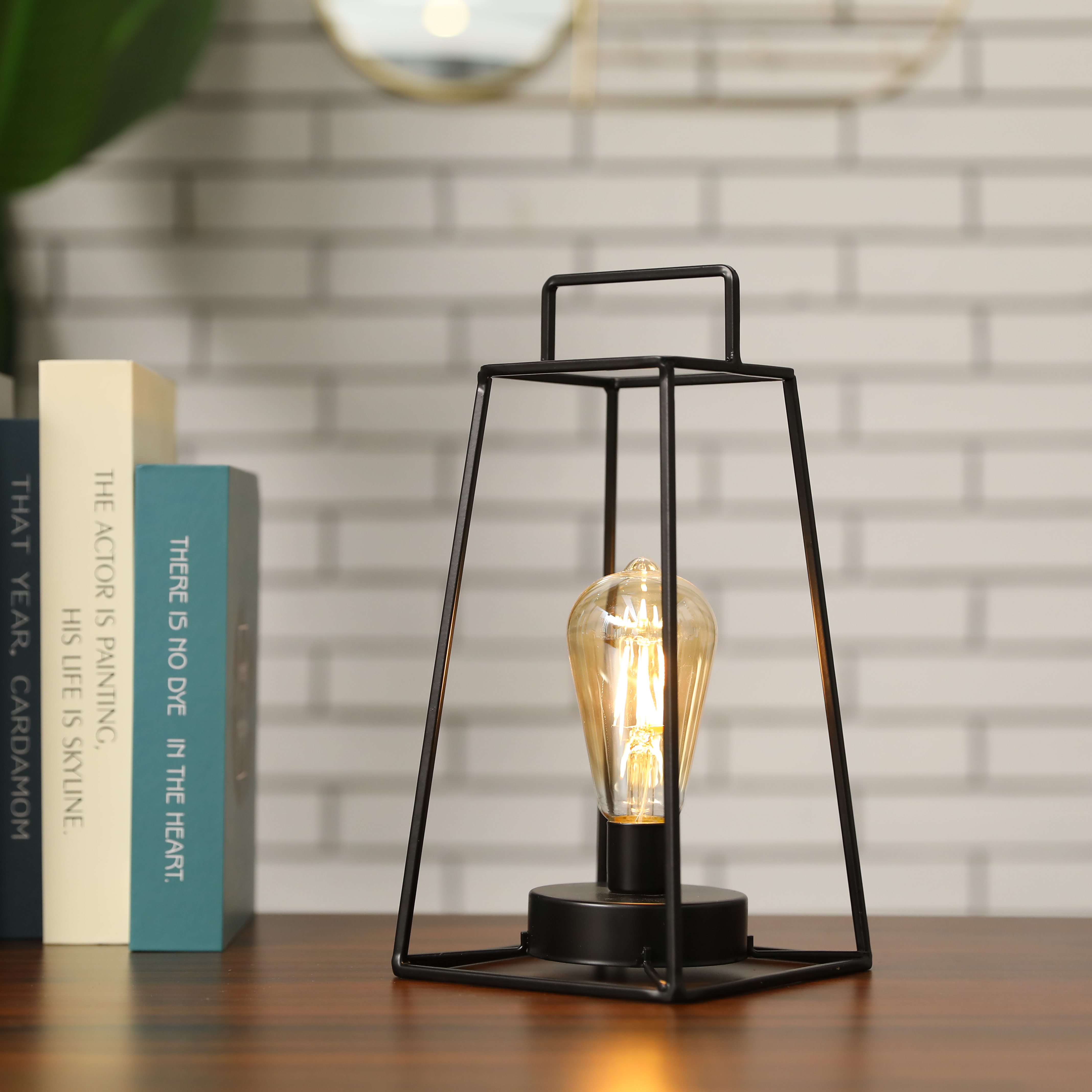 battery operated lamp