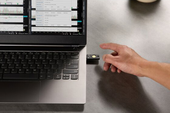 Kensington K64738WW VeriMark™ NFC+ USB-A Security Key