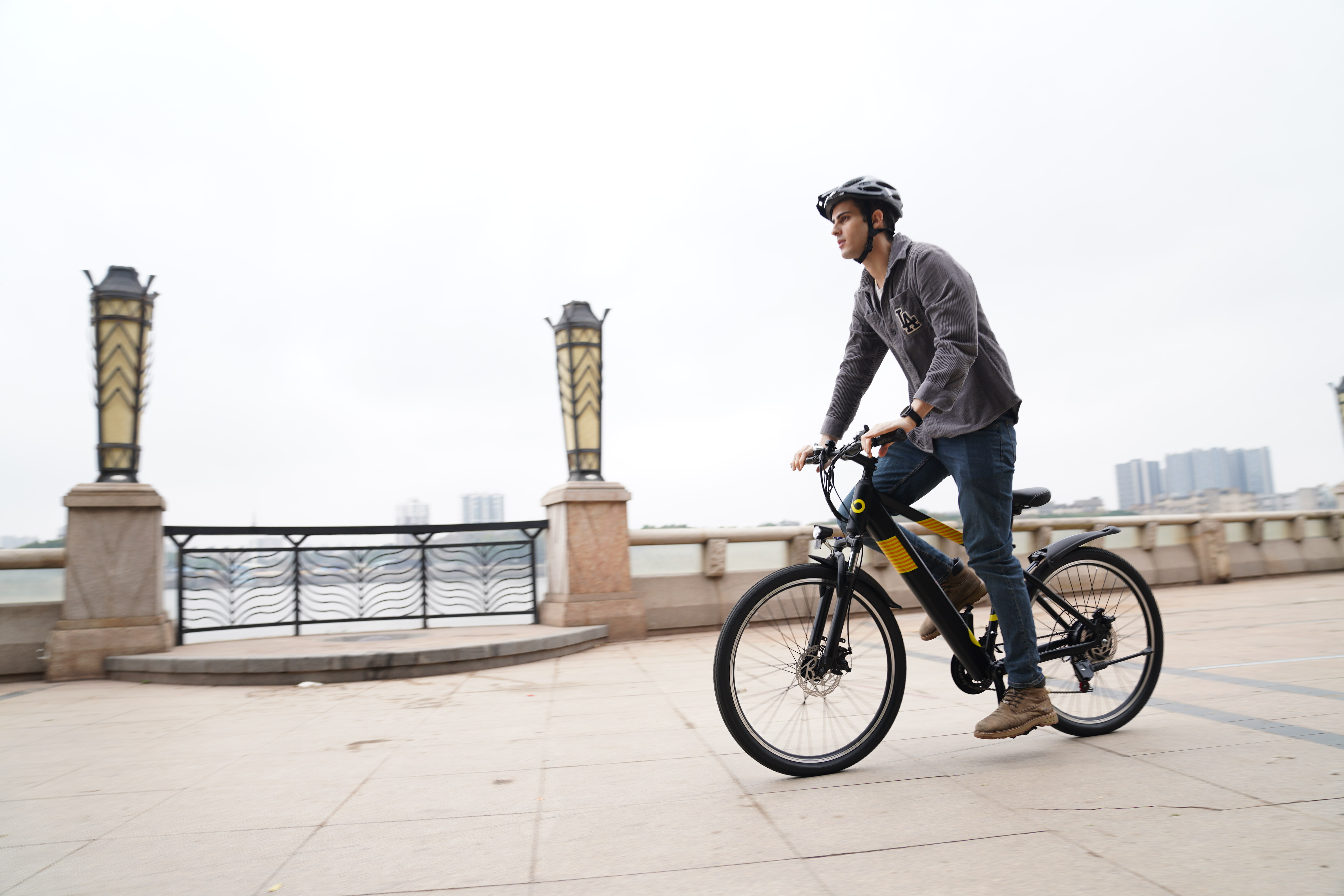 GYROOR EB263 Electric-Bike