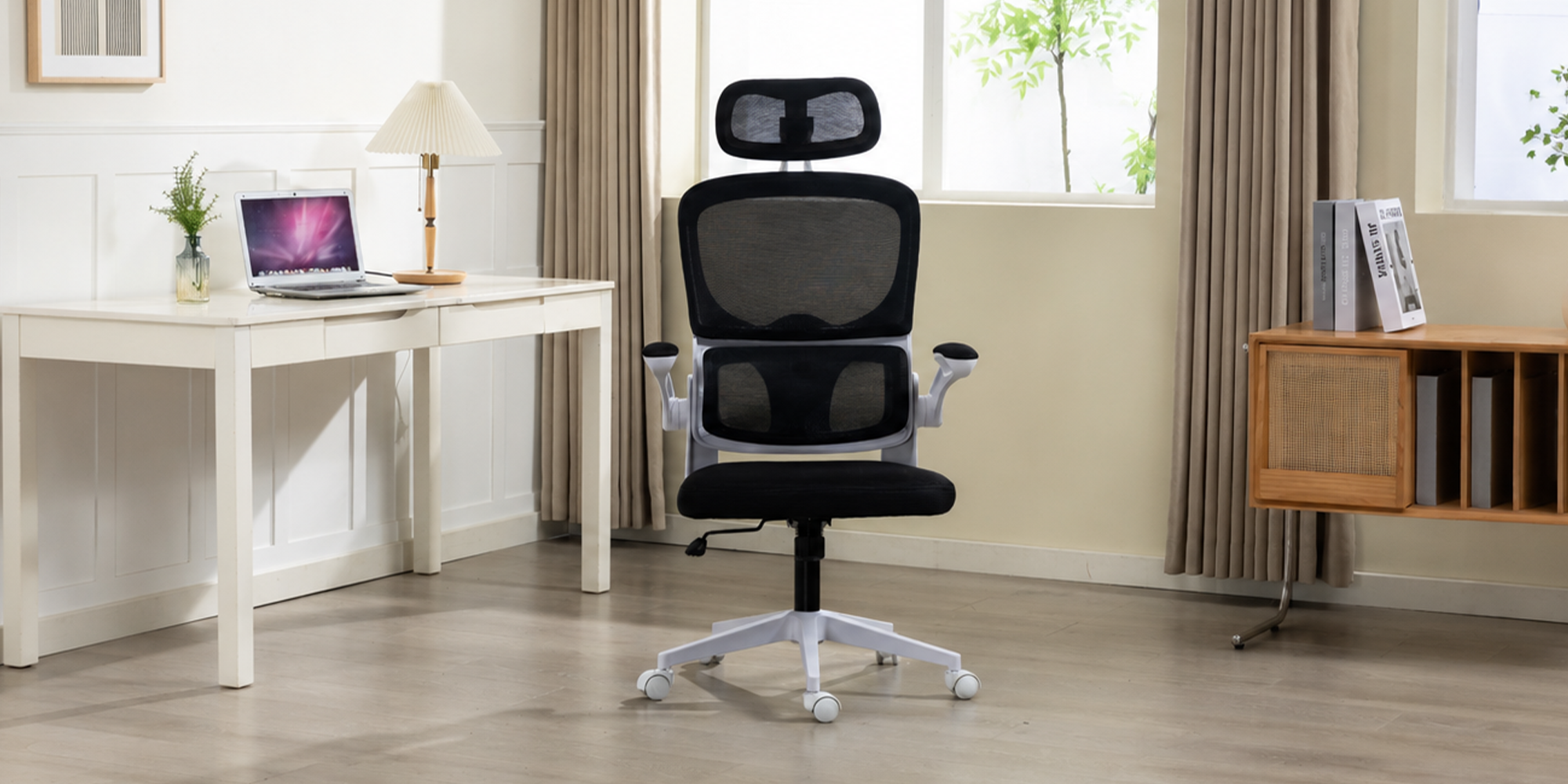 ERGONOMIC MESH CHAIR