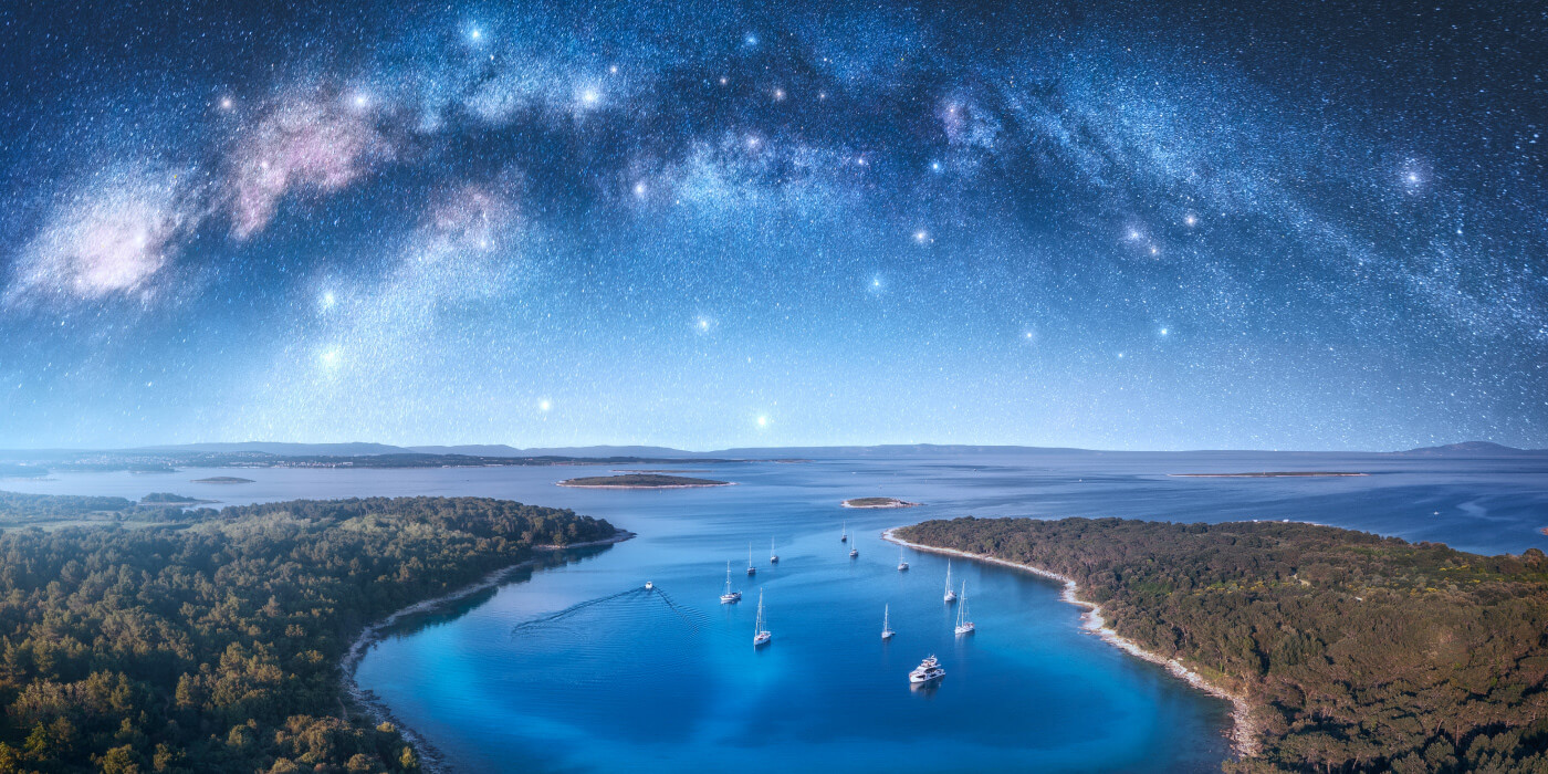 Optoma UHZ58LV Dolby Vision Ultra High-Bright 4K UHD 3000 Lumens Laser Home Theater Projector