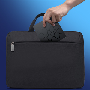 Portable The portable DVD player with a slim, lightweight body makes it a great companion for comput