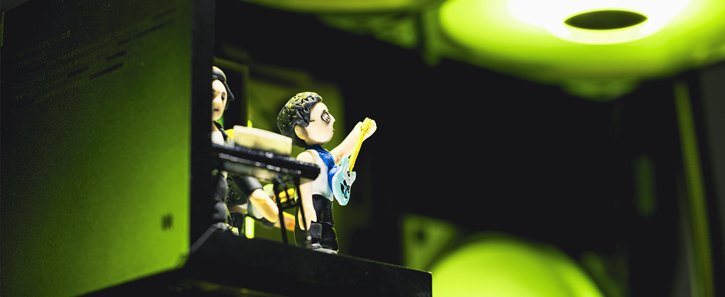 TRYX Stage 360 ARGB 360mm AIO Dual 4.0inch Screen IPS AIO Cooler 360mm with Band Figures