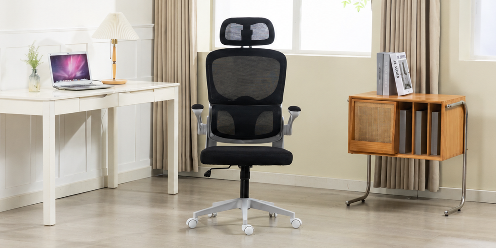 ERGONOMIC MESH CHAIR