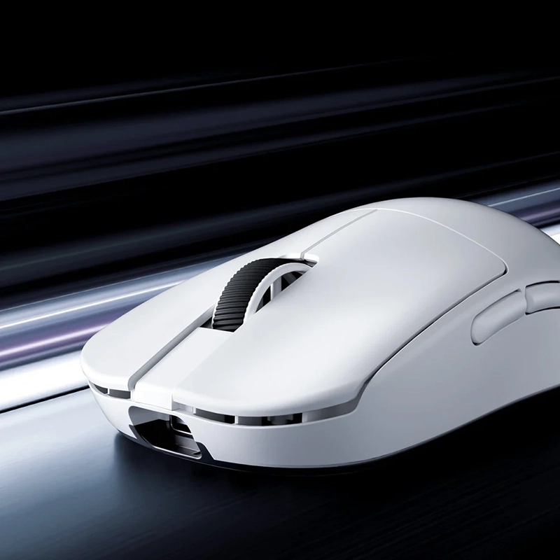 MCHOSE L7 Series  L7 Ultra+ Ultra-Lightweight Wireless Gaming Mouse