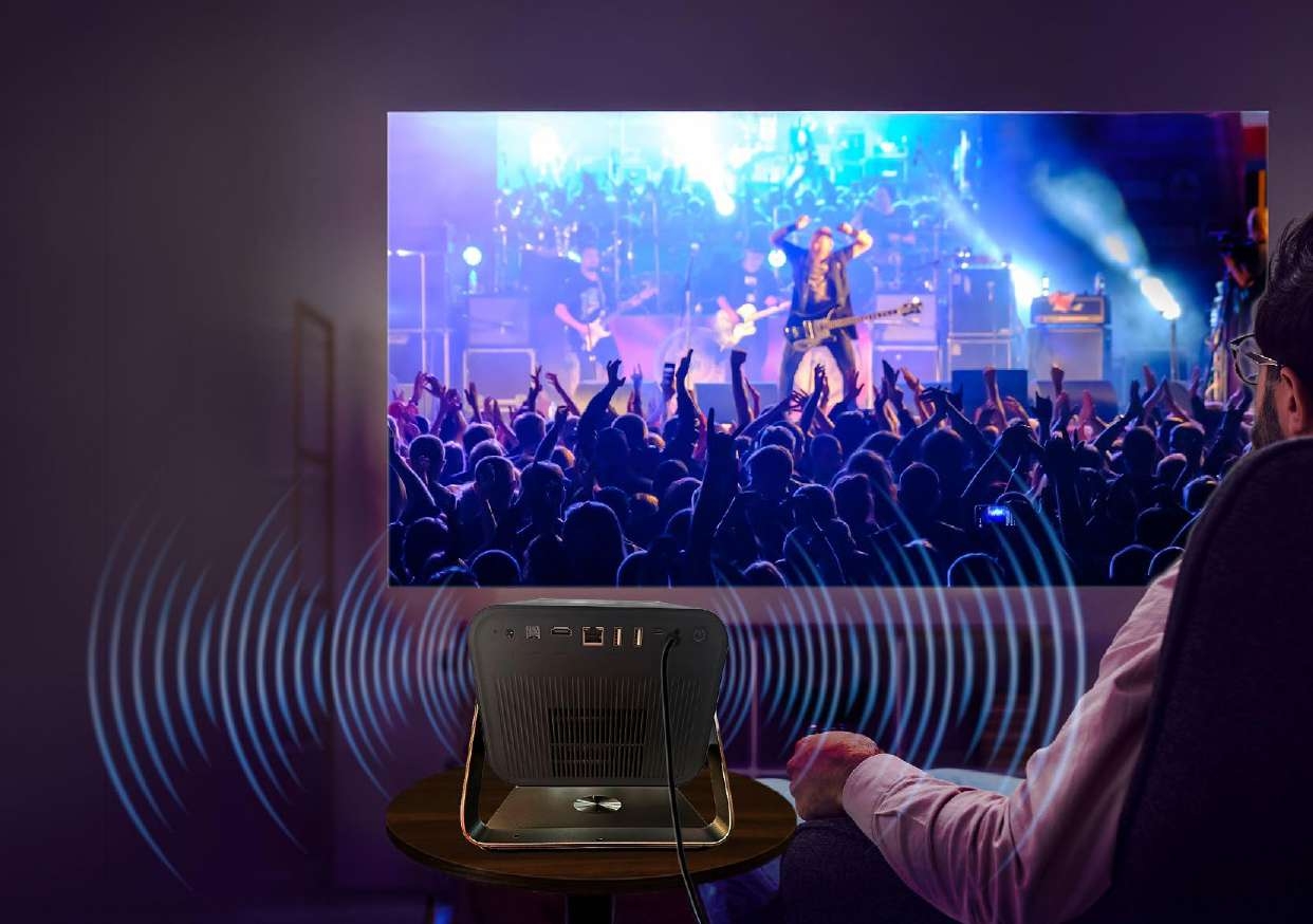 InFocus IN3038SL Crusader Grandmaster With Stand Home Theatre projector