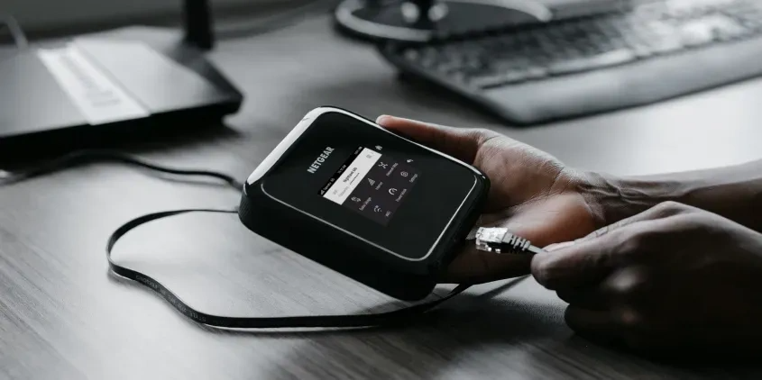  Netgear Nighthawk M6 MR6150 Wi-Fi 6 IEEE 802.11ax 5G Mobile Hotspot