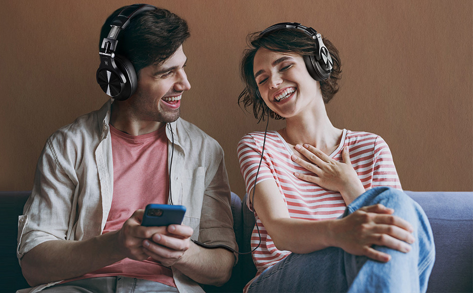 OneOdio A70 Bluetooth Over Ear Headphones
