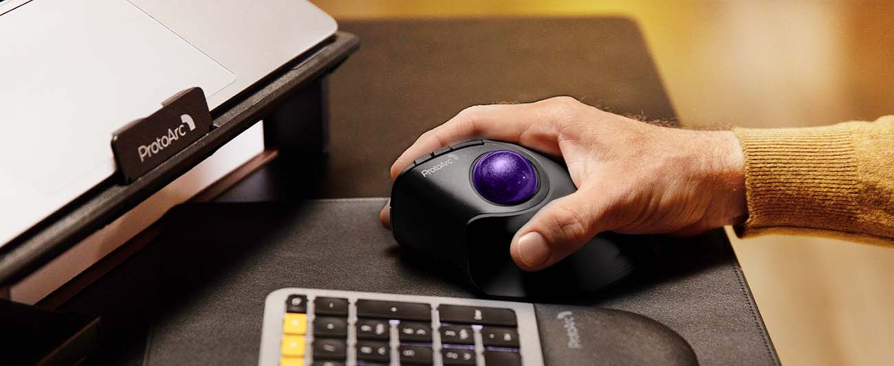 ProtoArc® EM05 NL Ergonomic Vertical Wireless Trackball Mouse