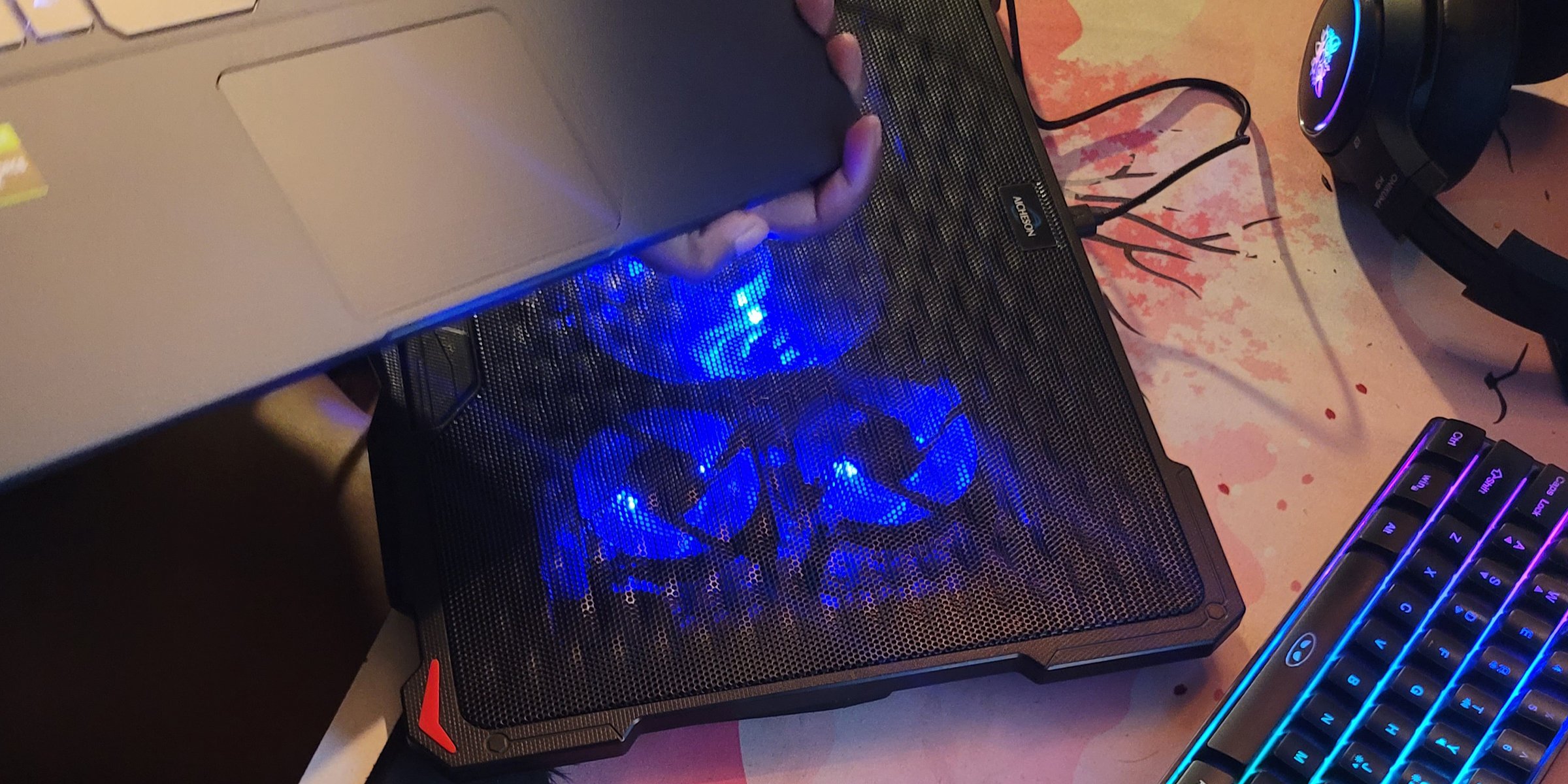 AICHESON Gaming Laptop Cooling Pad, RGB Lights Computer Cooler Stand, 5  Quiet Fans for 15.6-18 Inch Laptops, PC Notebook Heat Dissipation, AA2