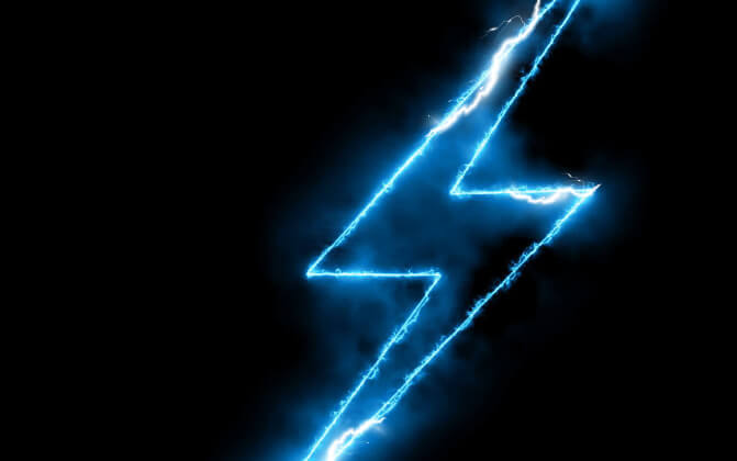 Lightning bolt icon symbolizing 110 hours of battery life on ROG Delta II in 2.4 GHz mode