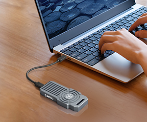 40Gbps M.2 NVMe Enclosure for Thunderbolt 4/Thunderbolt 3/USB4