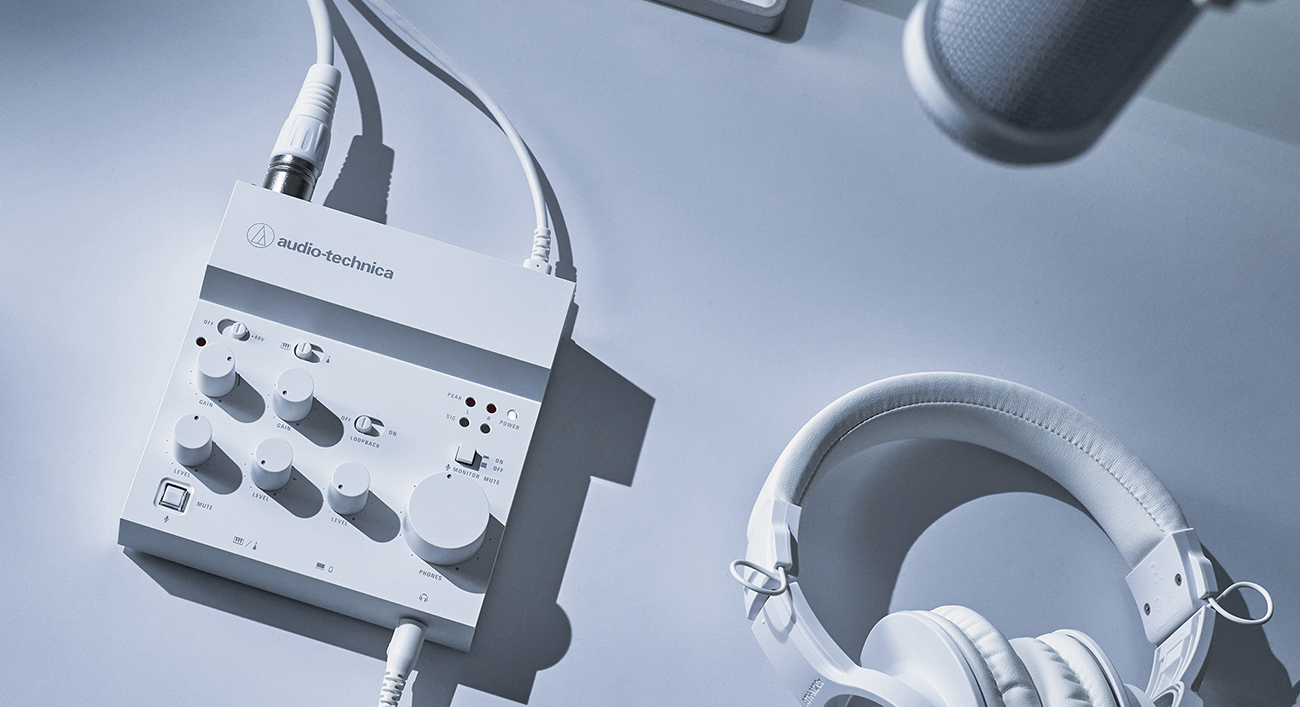 Audio Technica AT-UMX3WH Live Streaming USB Audio Mixer Interface