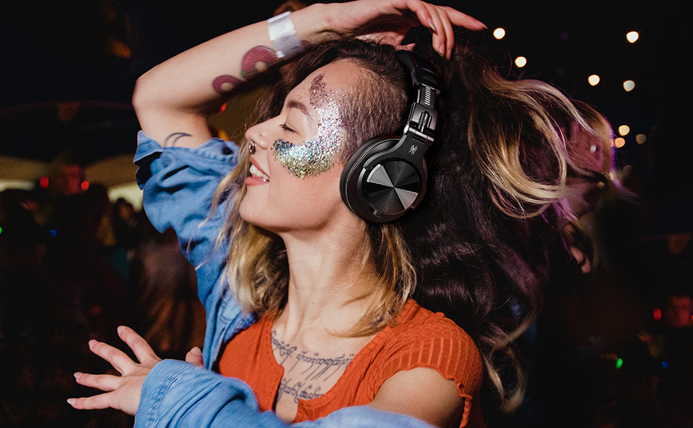 OneOdio A70 Bluetooth Over Ear Headphones