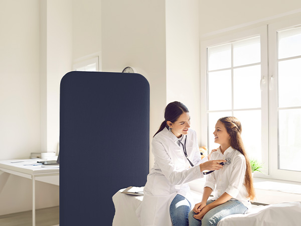 standing divider cobalt for healthcare