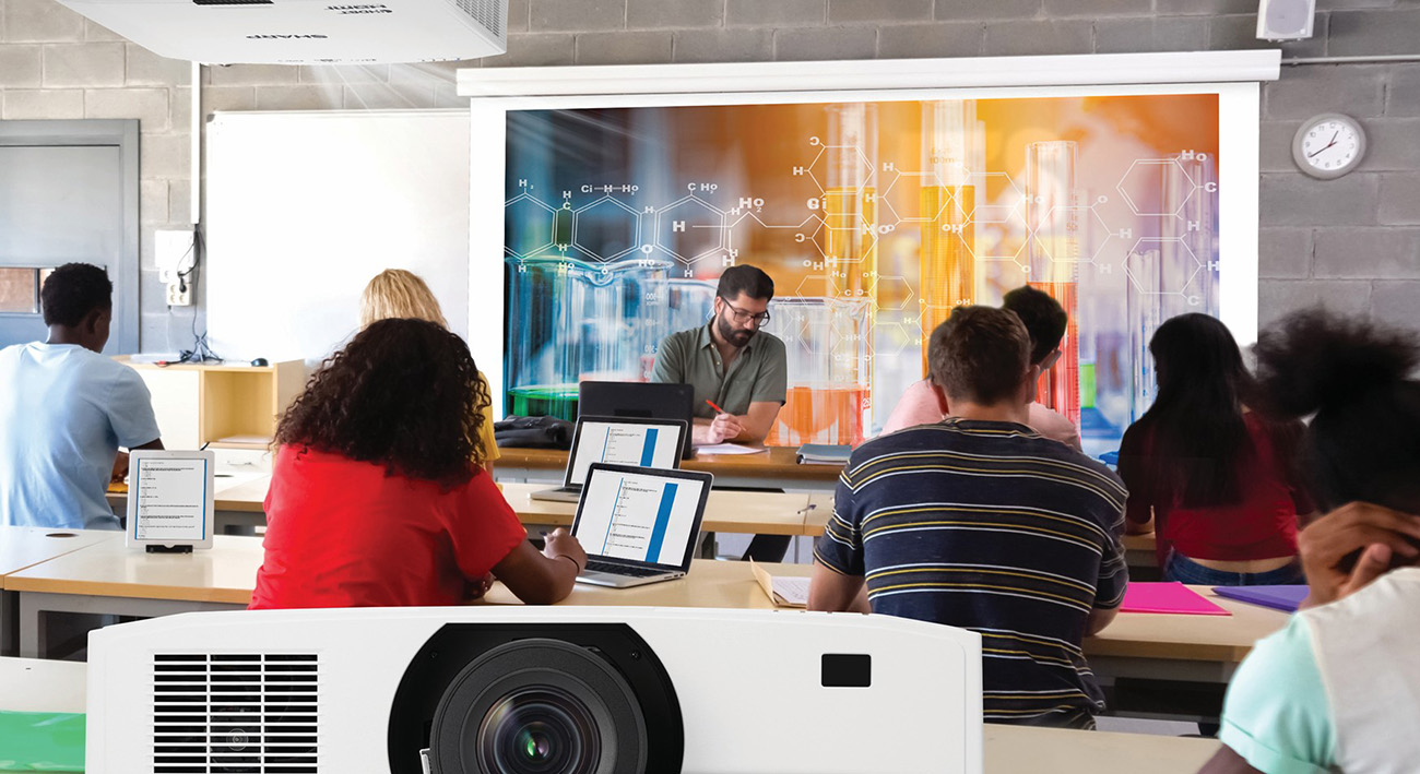 Sharp XP-V801U-W Professional V801U 3D Standard Throw 3LCD Projector