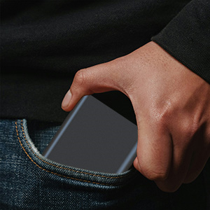 The 24 screwdriver bits of the small screw driver repair tool set are magnetic and can easily pick u