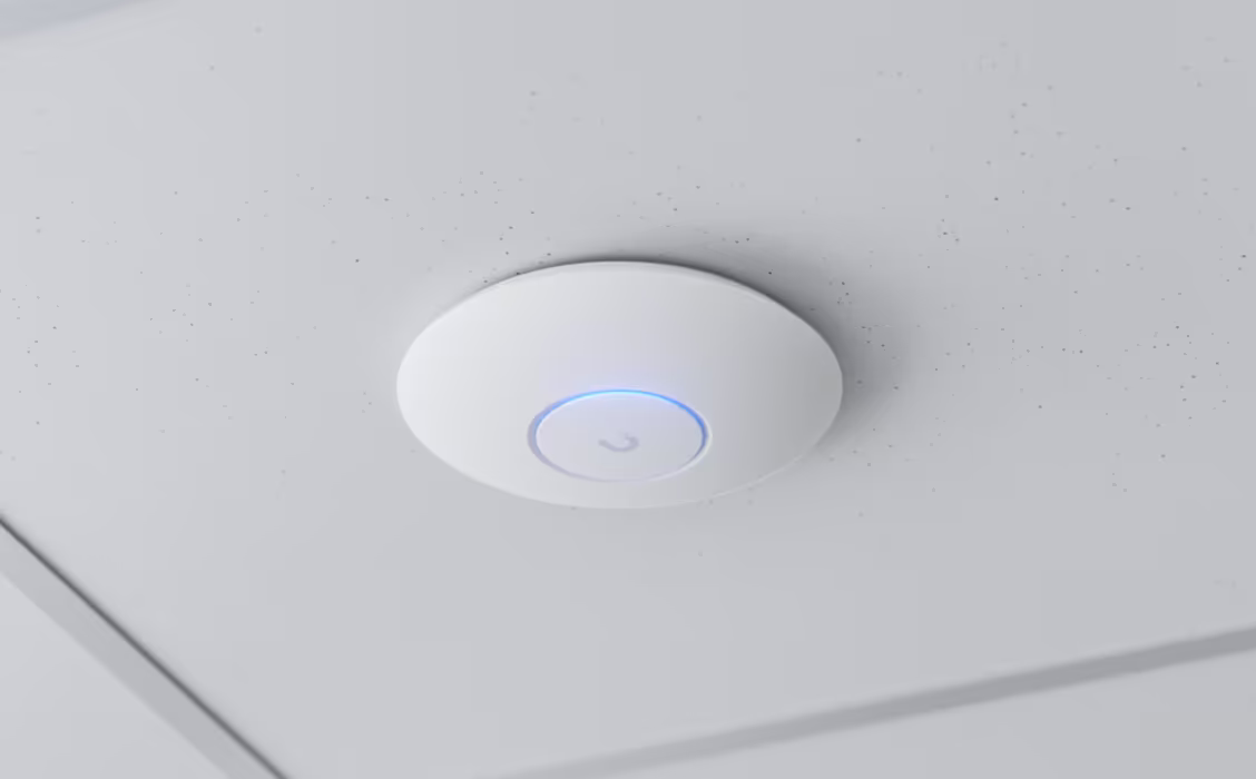 Ubiquiti U7 Lite Compact Ceiling-Mounted Wi-Fi 7 Access Point (U7-Lite)