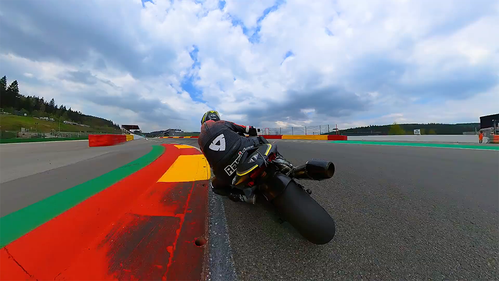 Insta360 ONE RS 1-Inch 360 Edition Action Camera