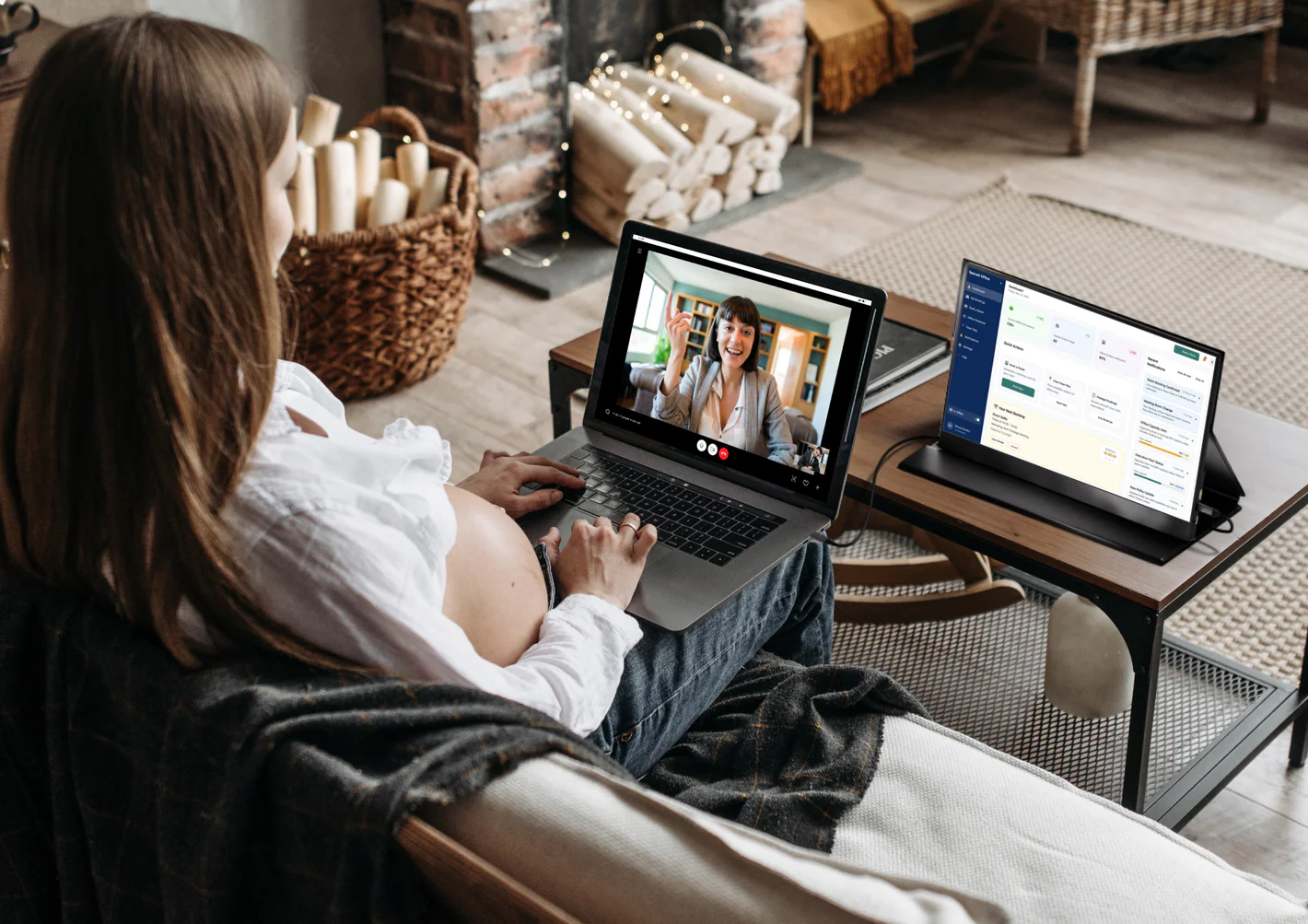 How to use the smart Cover for a Portable Monitor?