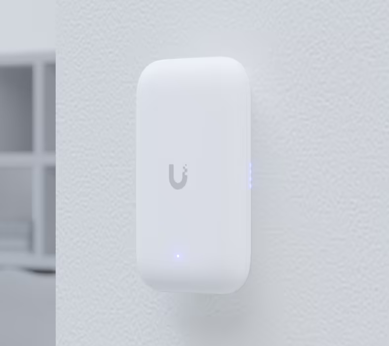 Ubiquiti Swiss Army Knife Compact Indoor/Outdoor Access Point (UK-Ultra)