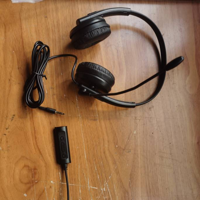 Binaural Corded Computer USB Headset with Microphone Noise Cancelling, 3.5mm Cell Phone Headset