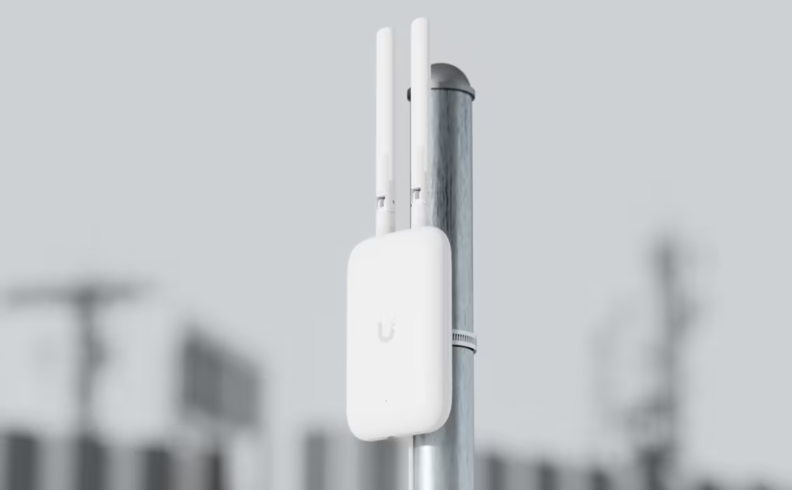 Ubiquiti Swiss Army Knife Compact Indoor/Outdoor Access Point (UK-Ultra)