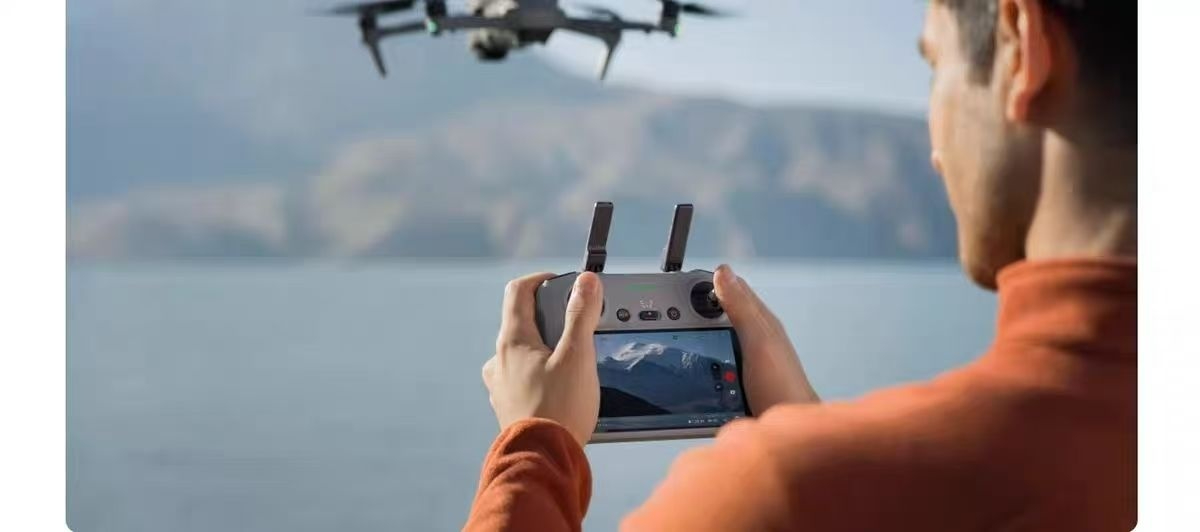 DJI Air3s Details