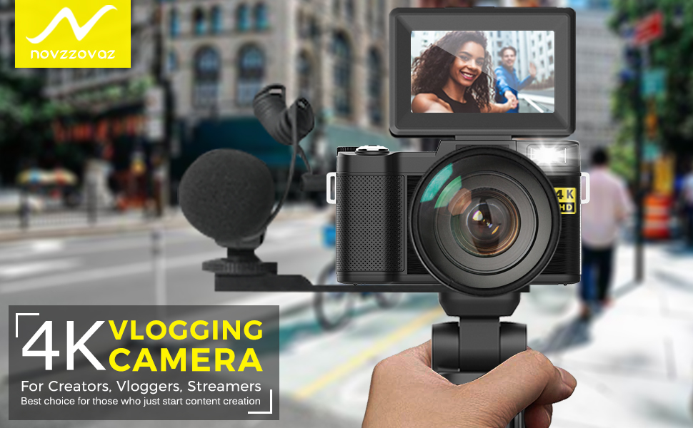 4K vlogging camera with remote control grip