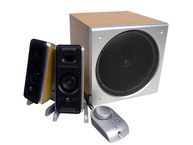 Logitech Z-3 40 Watts 2.1 Wood Grained Speaker