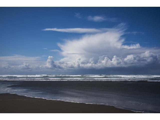 A Rain Shower Passes Near The Beach Seaside Oregon United States Of America Poster Print 19 X 12 Neweggcom